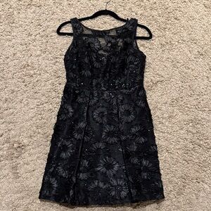 Theia Black Sequin Lace Floral Overlay Cocktail Dress Size 4